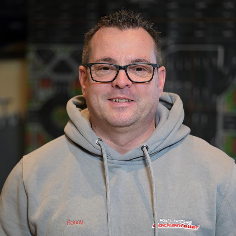 Ronny-Sprenger Ronny Sprenger, Fahrlehrer